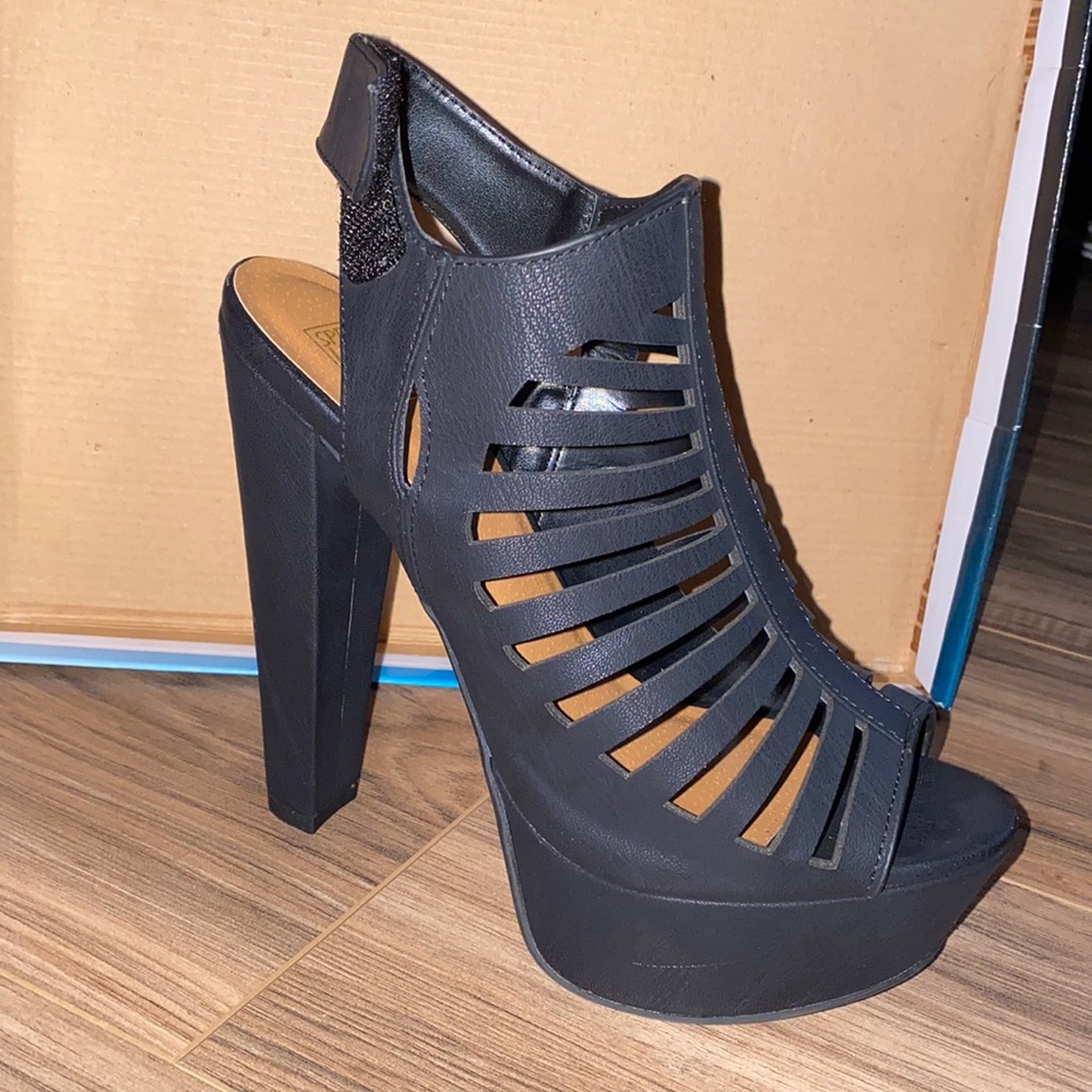 Black heels